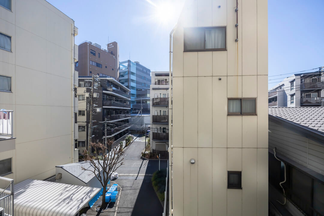 イトーピア神楽坂 通風良好な2面バルコニー付き南向きの1LDK