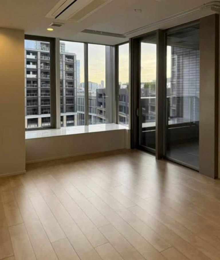 洋室（約12.6帖）