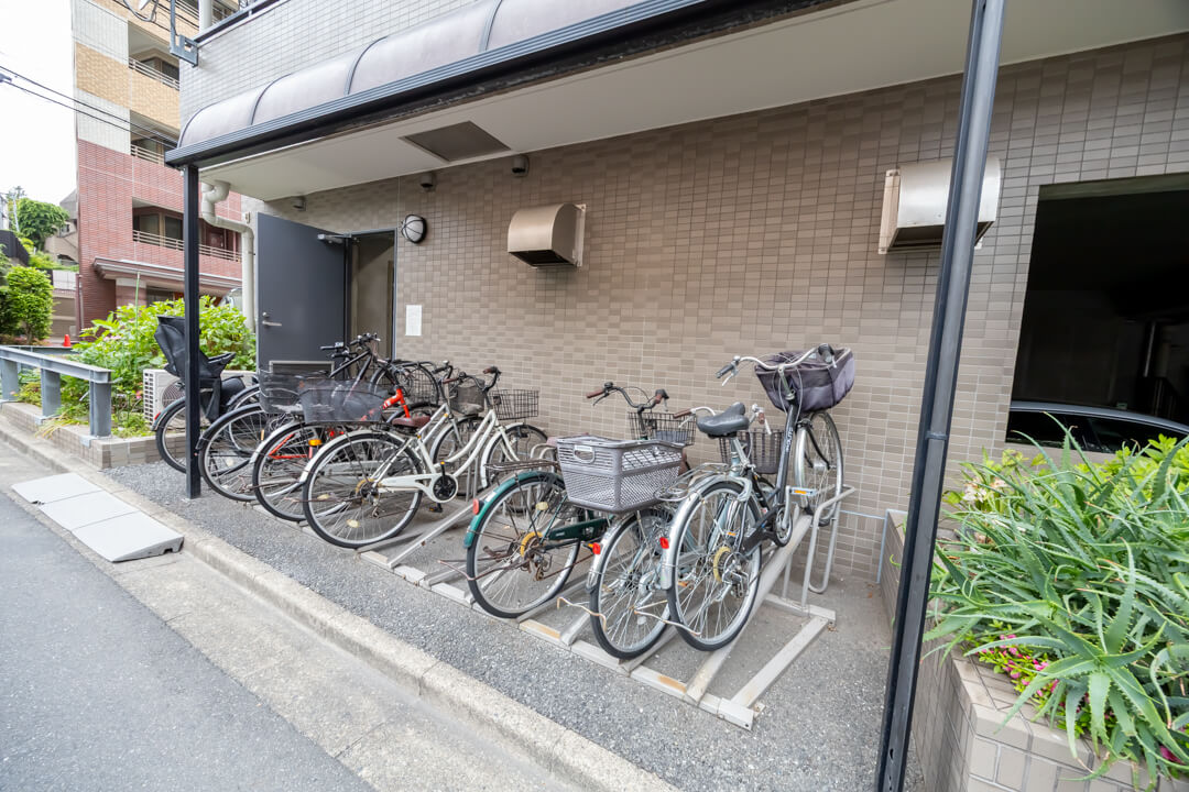 古橋伊春 春日部駅高架進捗】伊勢崎線仮下りホームにバラスト敷きの線路