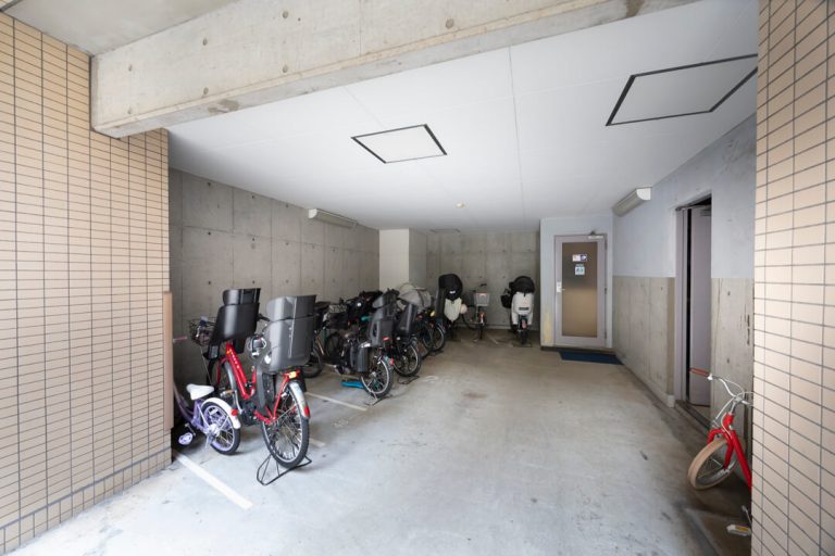 駐輪場