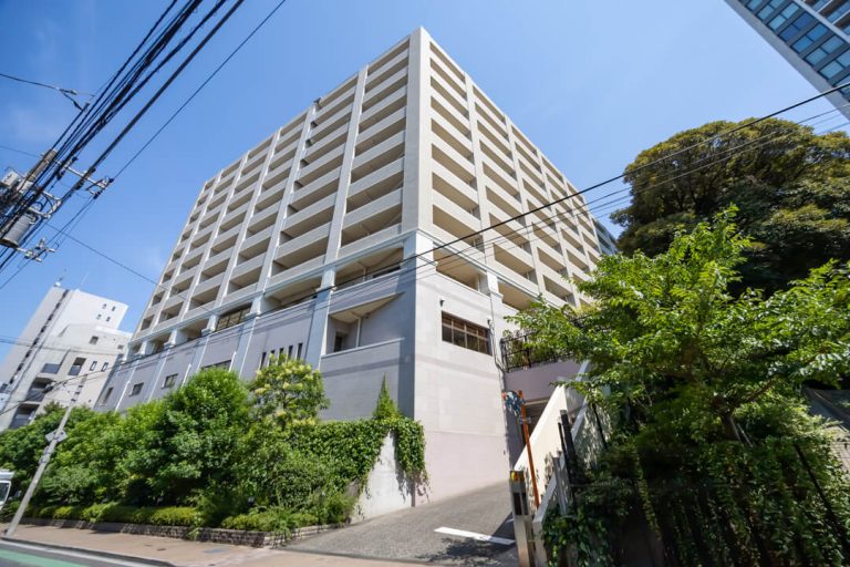 白金台　共用施設やサービス充実！シニア向け分譲マンション