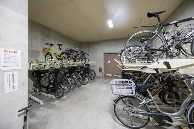 駐輪場