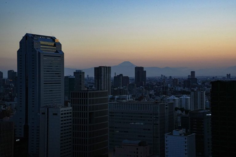 バルコニー眺望（南西方面に富士山が望めます）※変更による