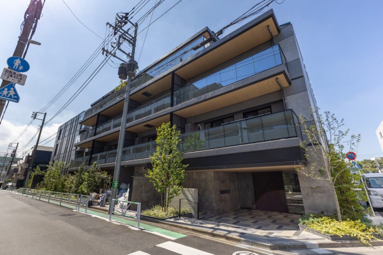 パークホームズ代々木西原　2025年竣工！90㎡超の開放的な3LDK角住戸