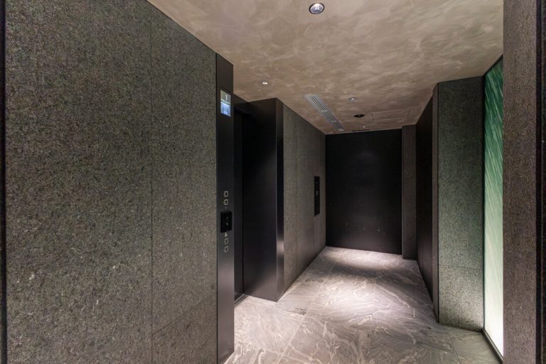 エレベーターホール