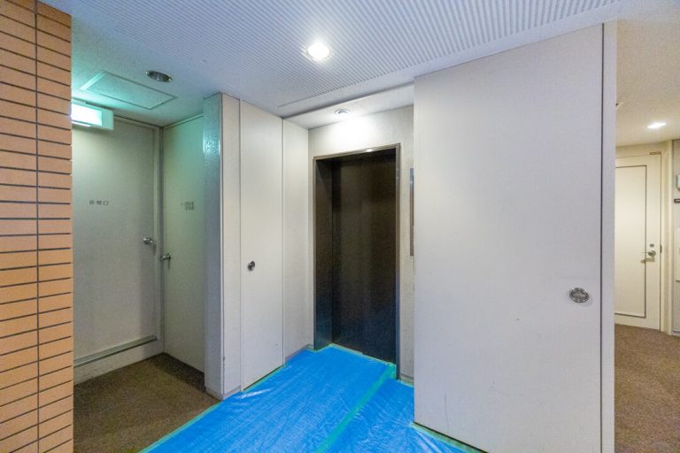 エレベーターホール