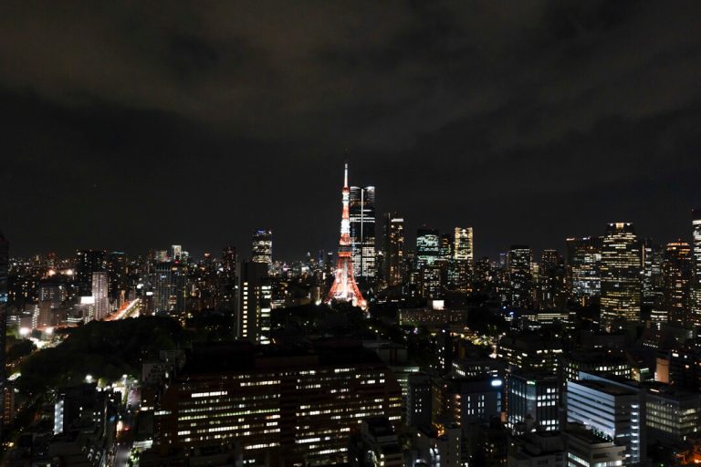 バルコニー眺望（夜景）