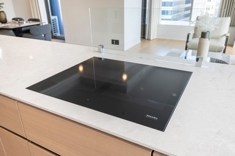 キッチン IHクッキングヒーター