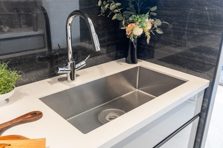 キッチン シンク