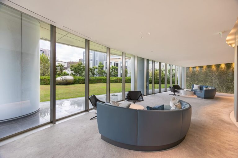 エントランスロビー