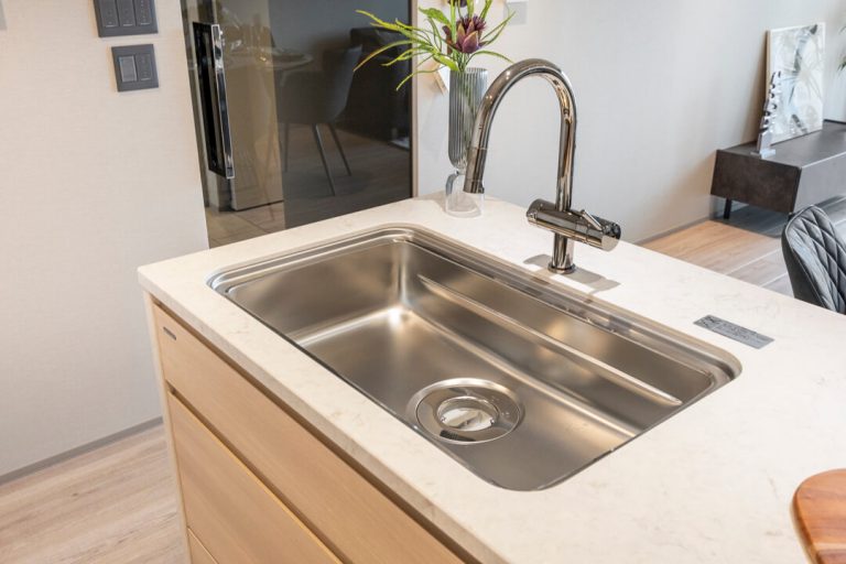 キッチン シンク