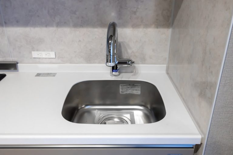 キッチン 浄水器付