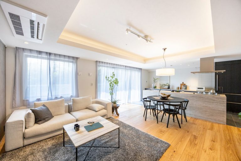 リビングダイニング