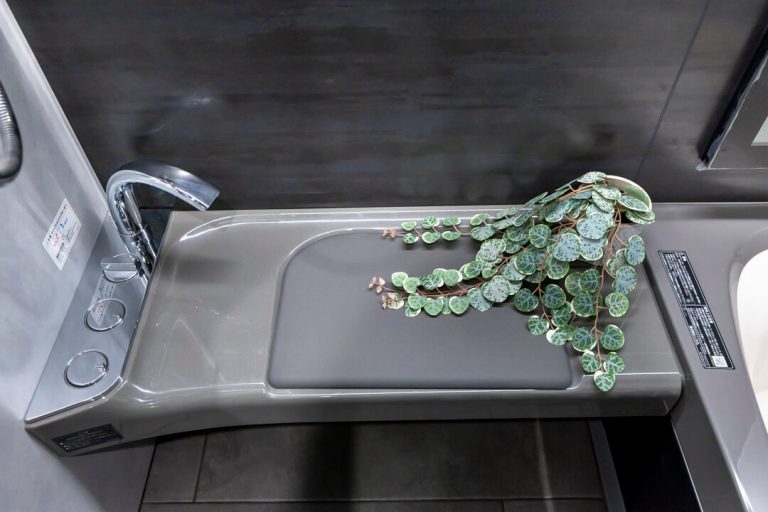 浴室 ベンチカウンター