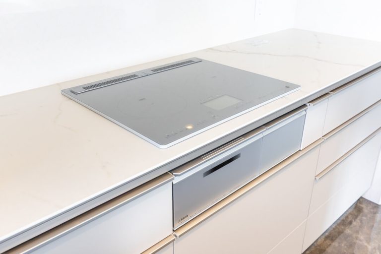 キッチン IHクッキングヒーター