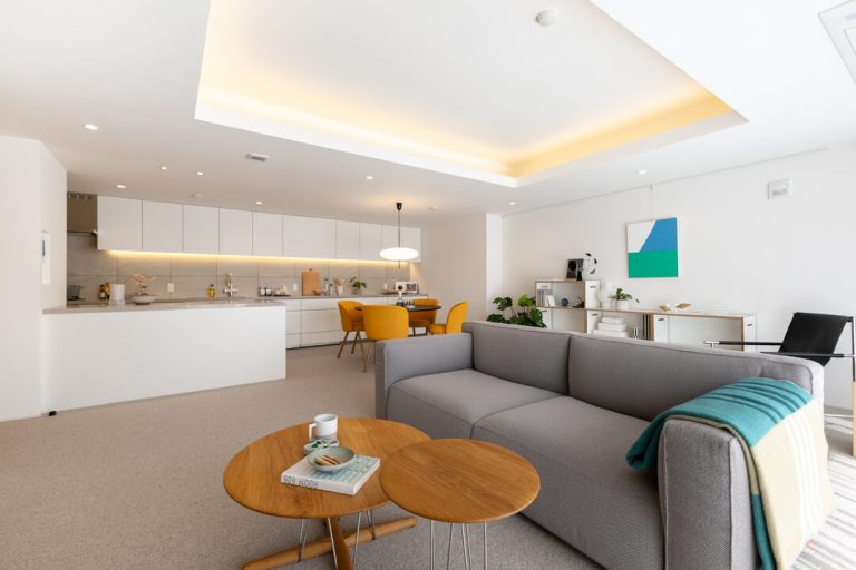 代々木公園パーク・マンション 代々木公園の緑と調和する、全居室南向きの140㎡超3LDK