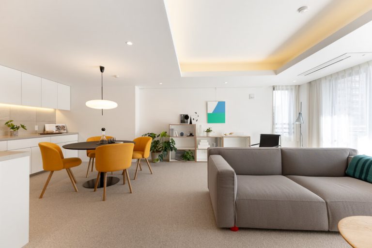 リビングダイニング