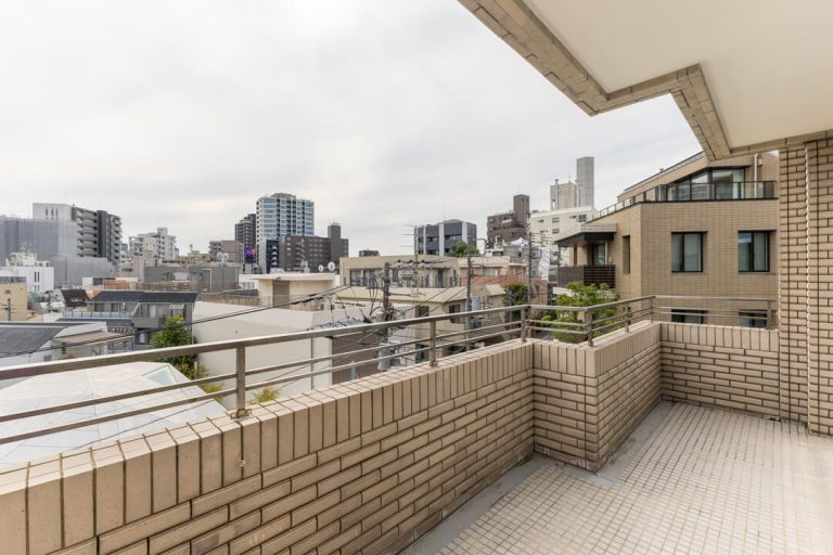 バルコニー（寝室1側）