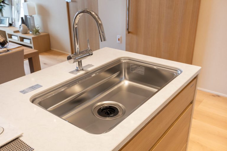 キッチン シンク