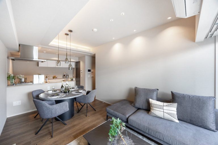 ディアナコート池田山公園 南向きで角部屋の暖かな住まい