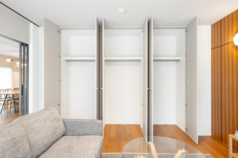 洋室2 クローゼット