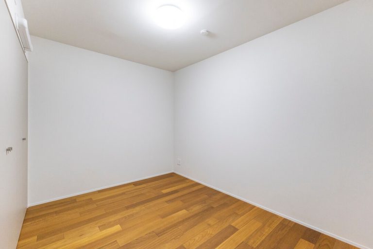 サービスルーム