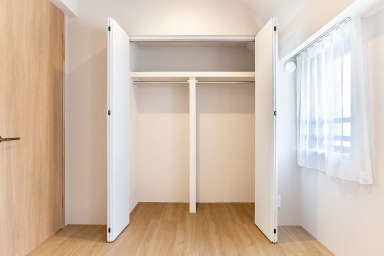 洋室2 クローゼット