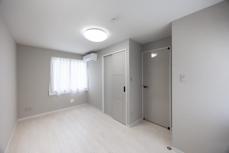 寝室1（3F・約6.8帖）