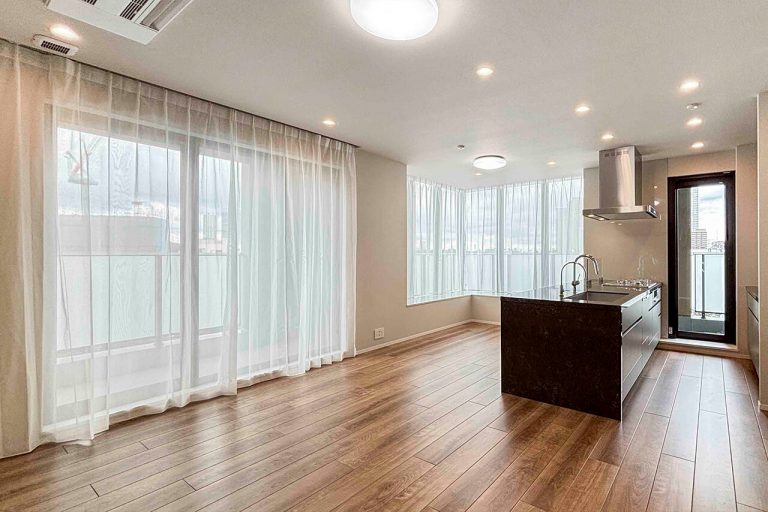 グランドメゾン白金の杜ザ・タワー　約36㎡の広々バルコニー付の角部屋3LDK