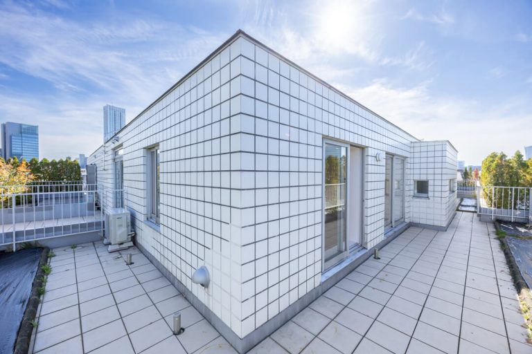 ルーフバルコニー