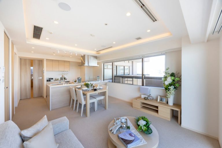 リビングダイニング