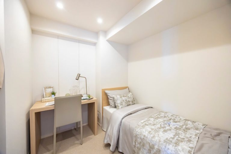 サービスルーム