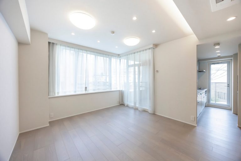 新大塚　開運坂の上に息づく上質レジデンス、全室バルコニー付きの3LDK