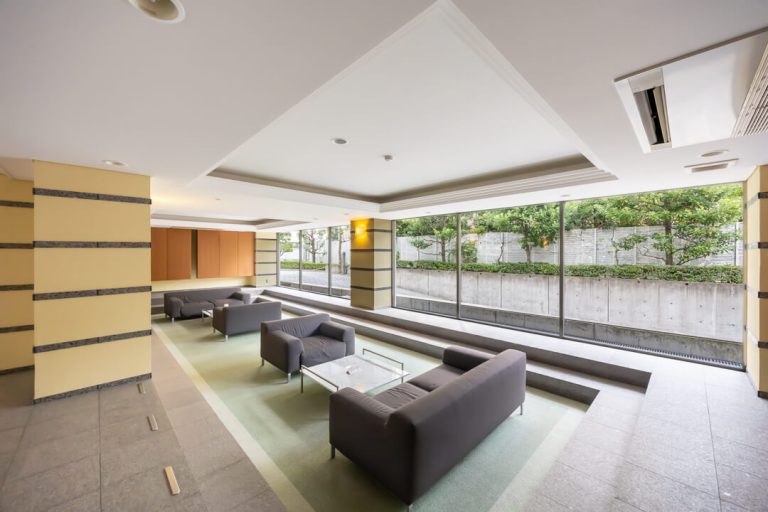 エントランスロビー