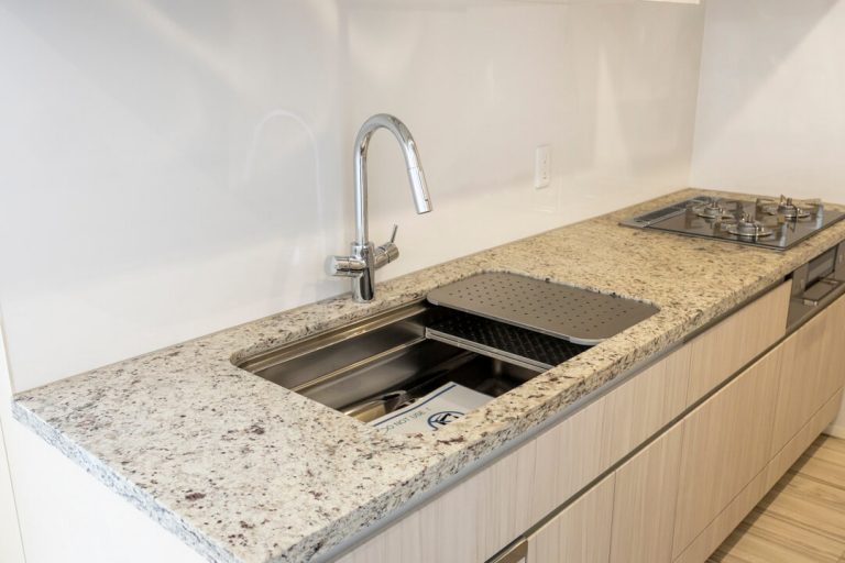 キッチン シンク