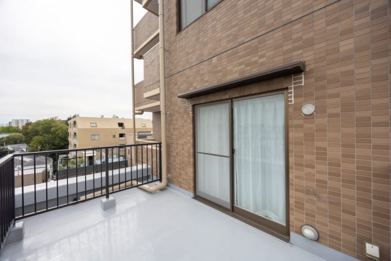 ルーフバルコニー