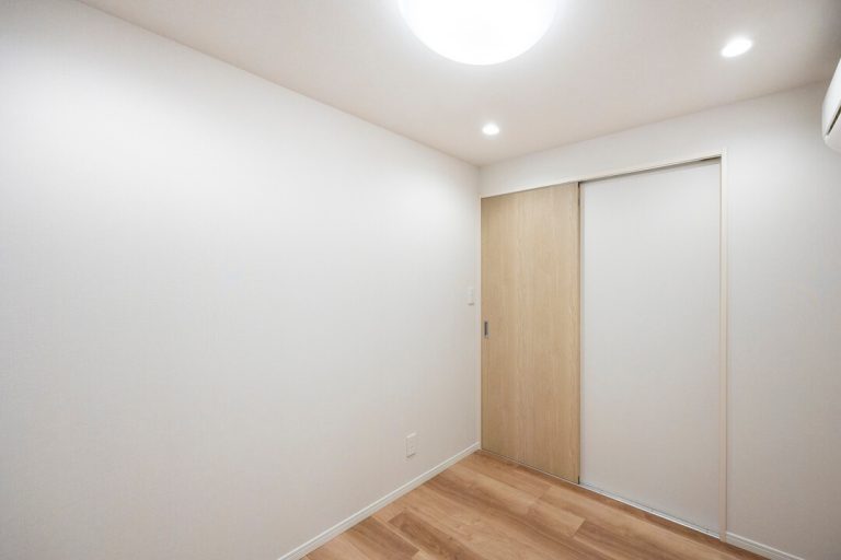 サービスルーム