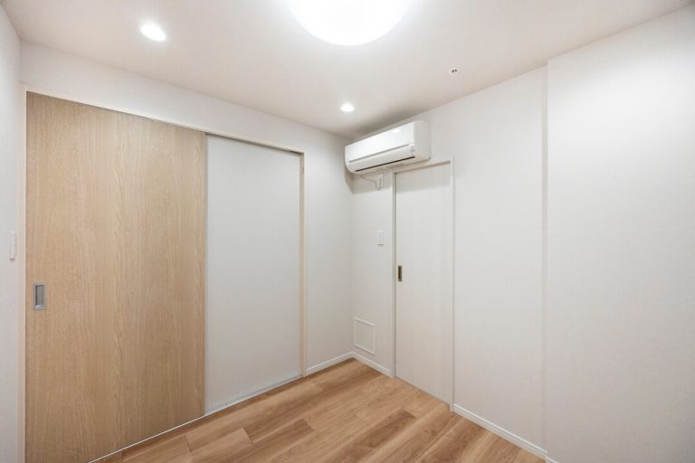 サービスルーム