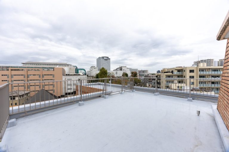 白山　60㎡超のルーフバルコニー付き！開放感溢れる最上階住戸