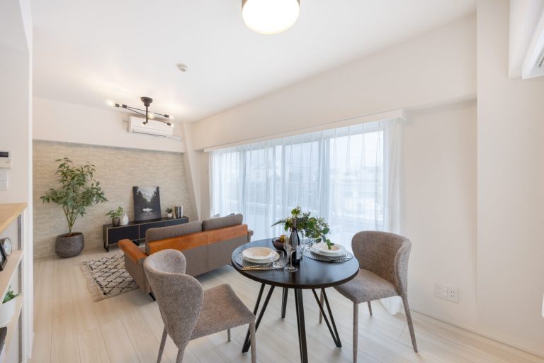 リビングダイニング