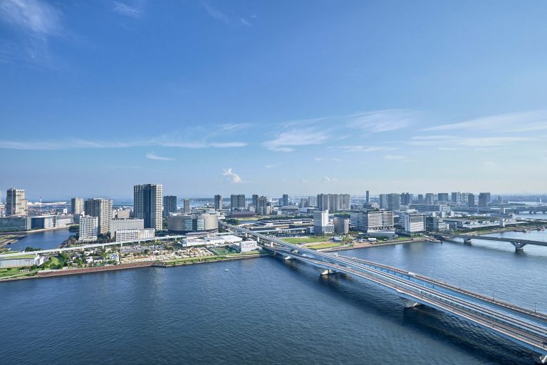 ザ・パークハウス晴海タワーズティアロレジデンス　37階部の2LDK、開放感あふれる景色と暮らす