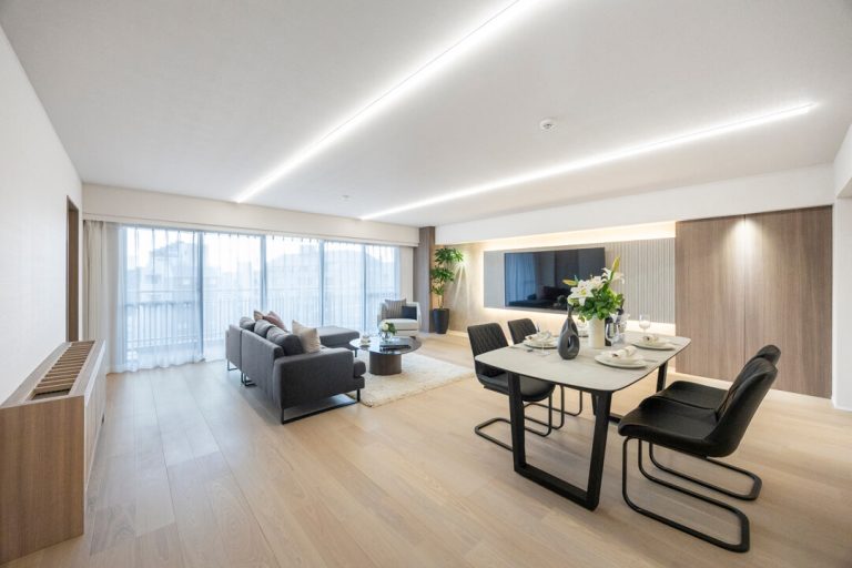 参宮橋　100㎡超のゆとりが紡ぐ、上質ヴィンテージ