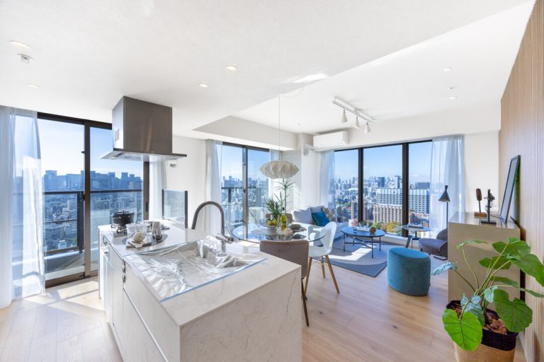 湯島　上野恩賜公園至近！2019年築・32階で開放感溢れる角部屋