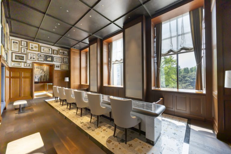 ダイニングバー