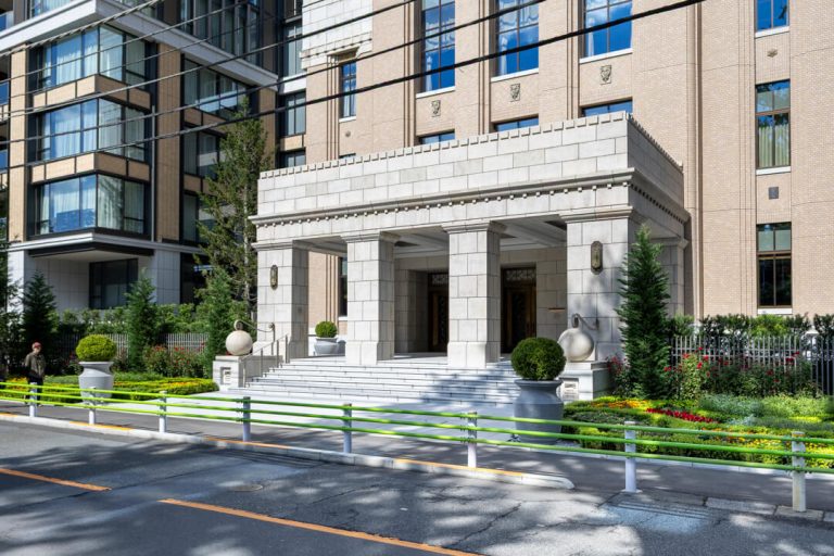 グランドエントランス