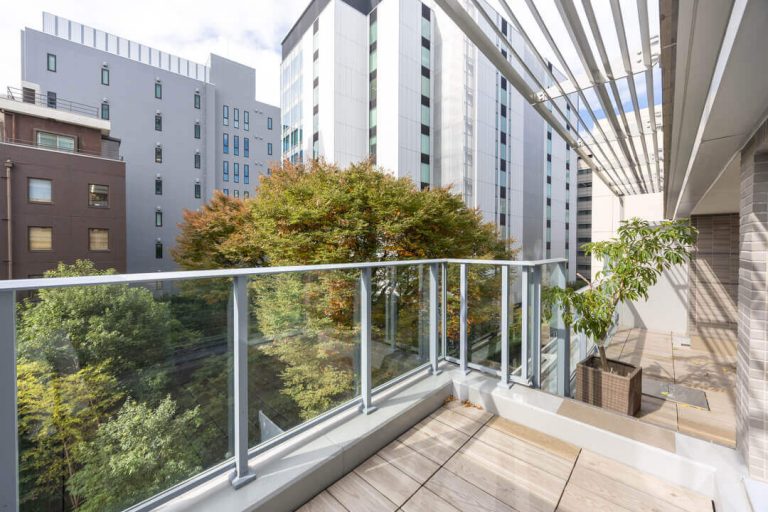 ルーフバルコニー