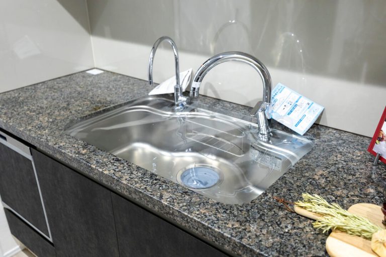 キッチン シンク