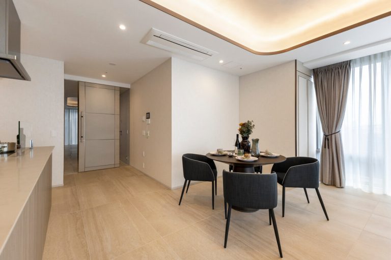 リビングダイニング