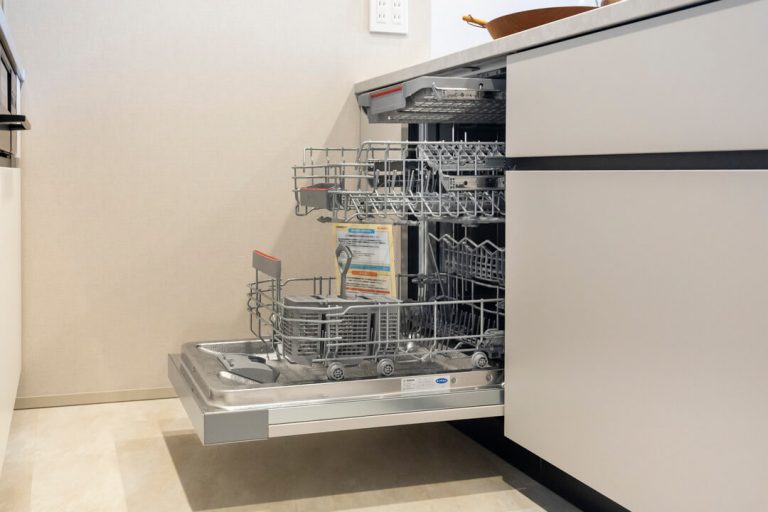 キッチン BOSCH製大型食洗機