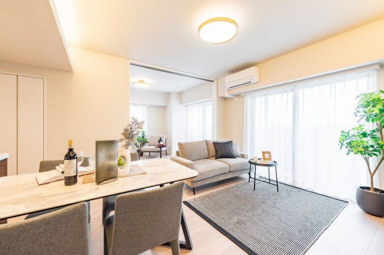 リビングダイニング